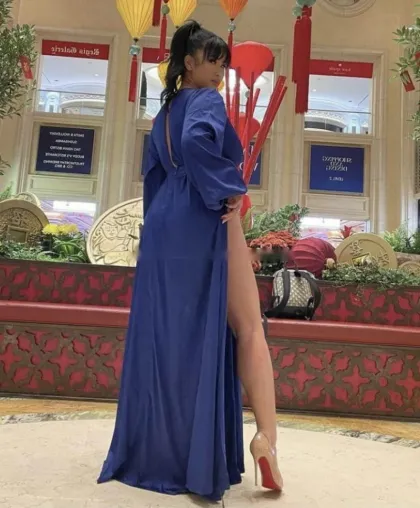 Profilo escort di COLOMBO-COREANA a Napoli